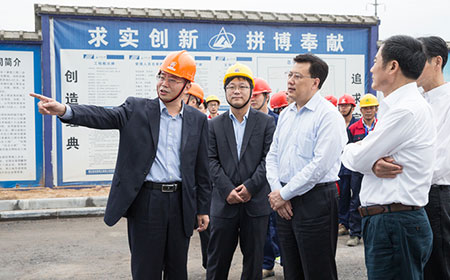 浙江省常务副省长袁家军一行视察金华医药工业中心项目